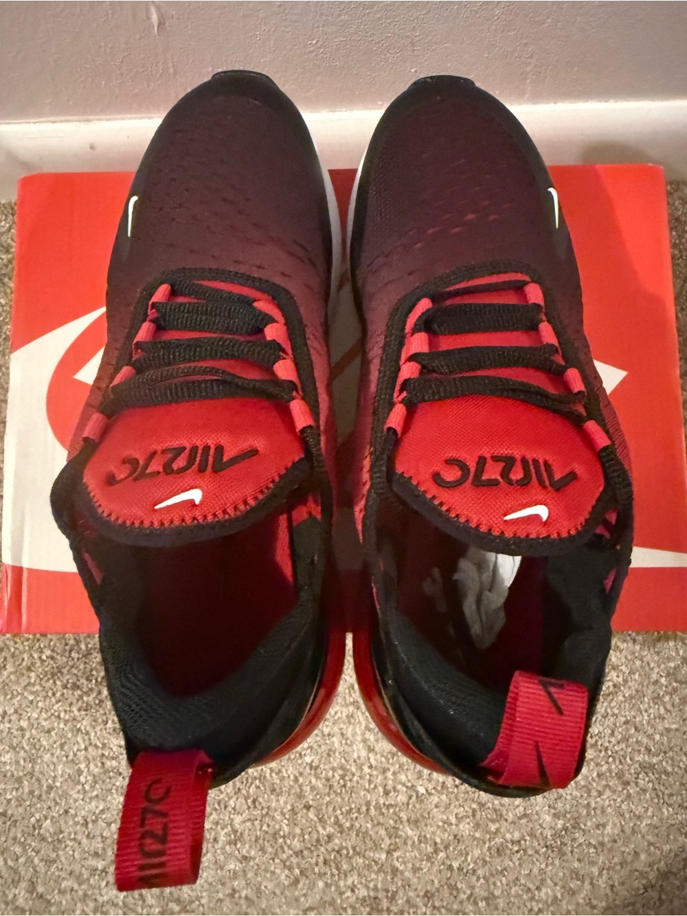 Nike Air Max 270 Women’s Shoes - Red/Black - Picture 4 of 7